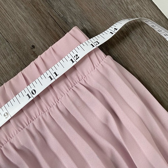 Twik - Pink Pleated Midi Skirt - Small - Picture 4 of 8